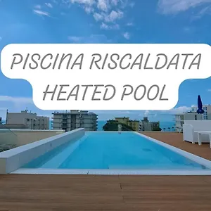 https://hotel-villa-eugenia.hotelslidodijesolo.com