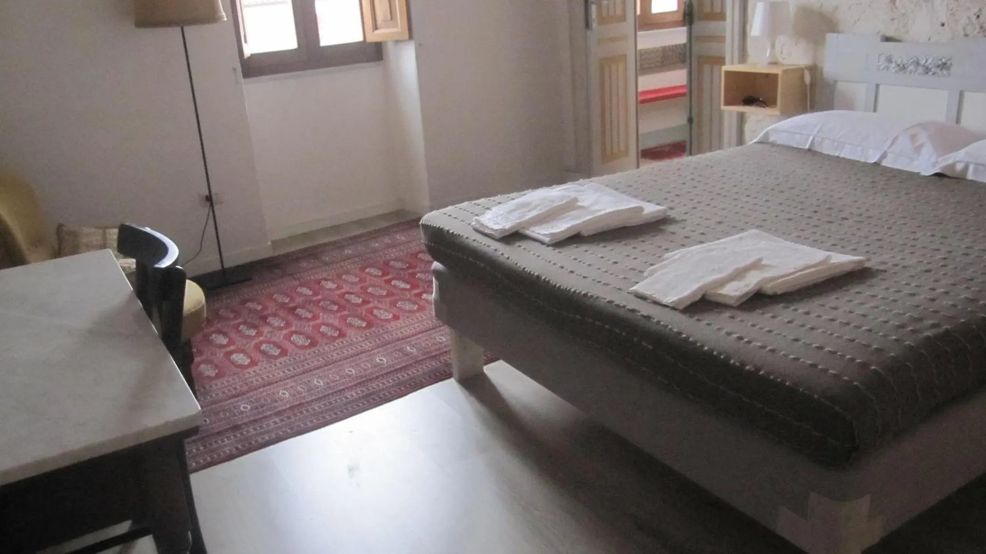 לינה וארוחת בוקר Monteleone Rocca Doria Brancadoria B&B